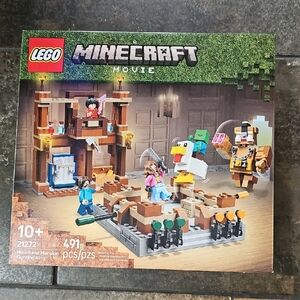 LEGO Minecraft Movie Woodland Mansion Set